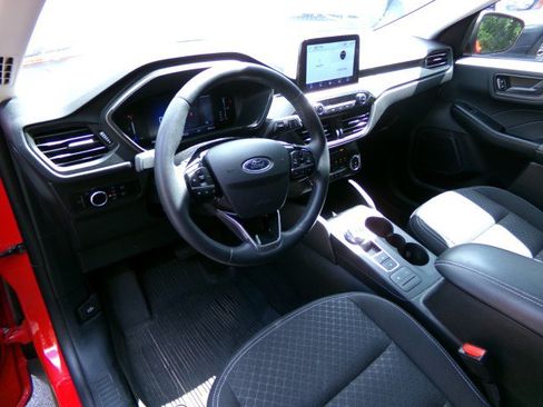 Used 2024 Ford Escape Active AWD/4WD image 14