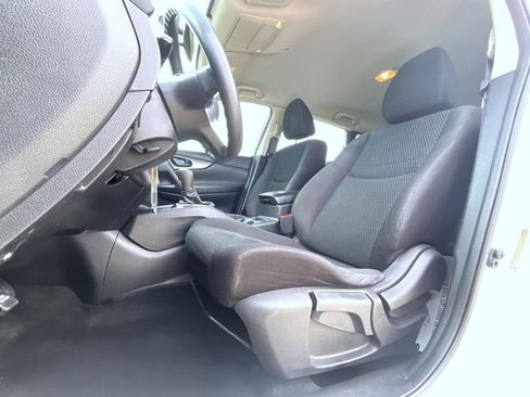 Used 2017 Nissan Rogue Sport S w/ S Appearance Package image 11