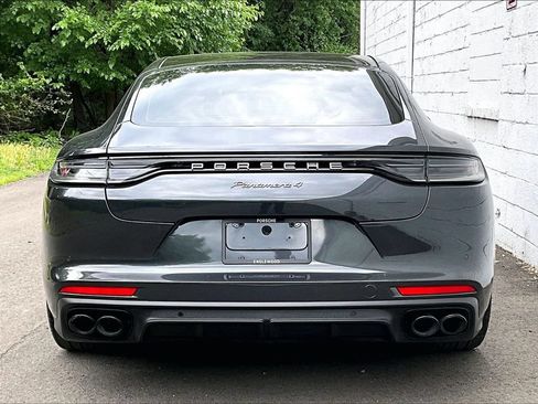 Certified 2023 Porsche Panamera 4 Platinum Edition AWD/4WD image 9