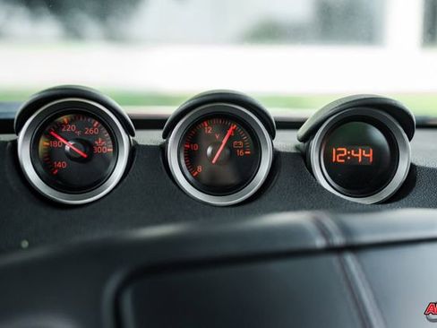 Used 2013 Nissan 370Z NISMO image 16