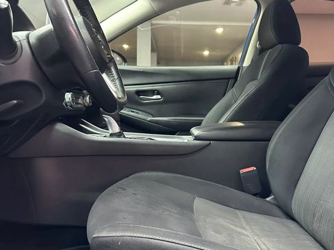 Used 2021 Nissan Sentra SV FWD image 9