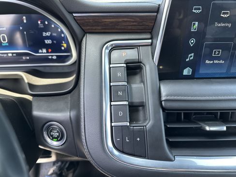 Used 2023 Chevrolet Suburban High Country w/ Max Trailering Package AWD/4WD image 45