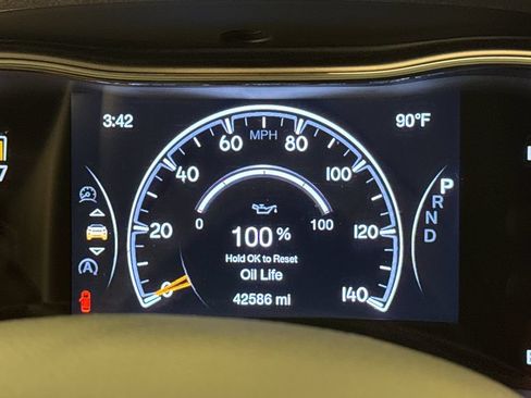 Used 2022 Jeep Grand Cherokee Limited AWD/4WD image 32