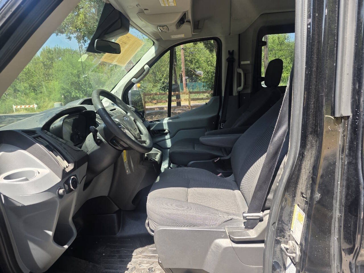 Used 2017 Ford Transit 350 XLT RWD image 5