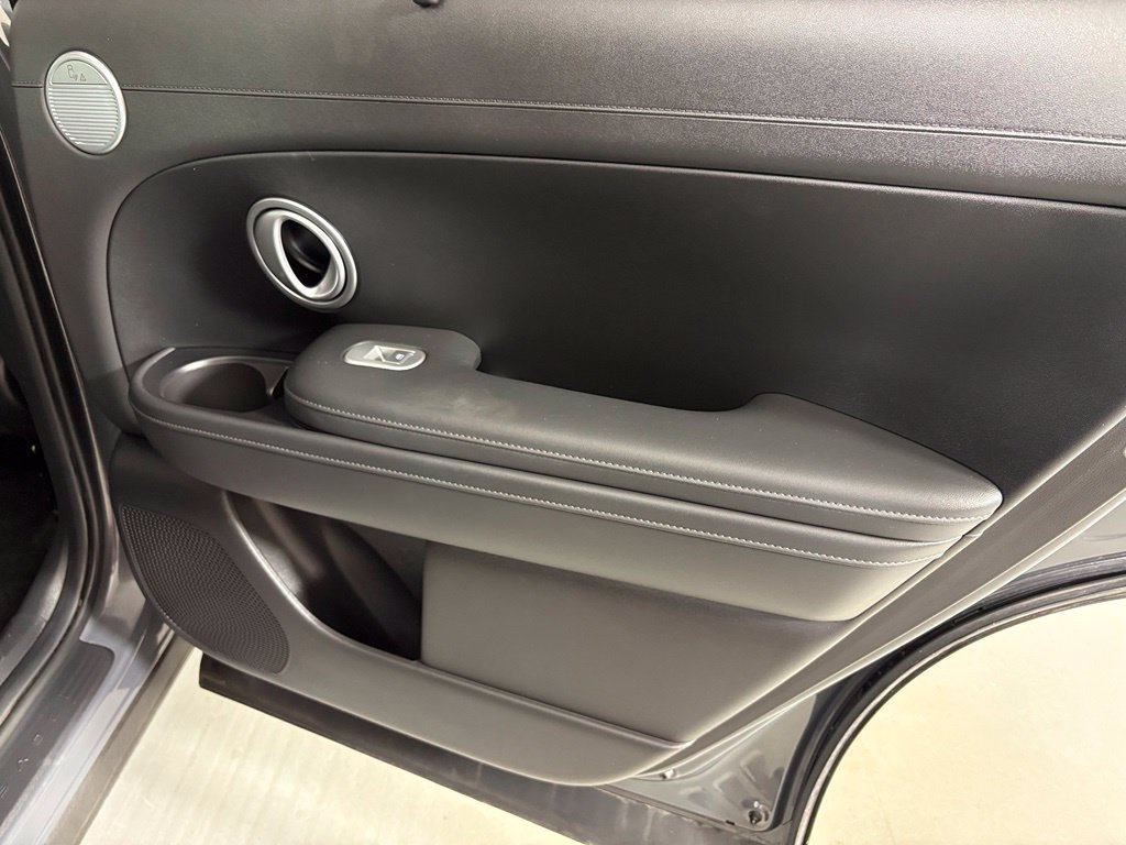 Used 2026 Hyundai Palisade SEL FWD image 40