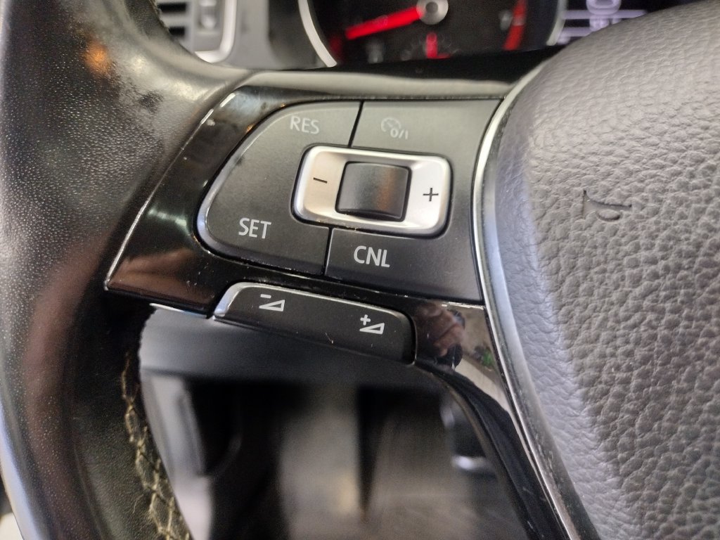 Used 2017 Volkswagen Jetta SE FWD image 26