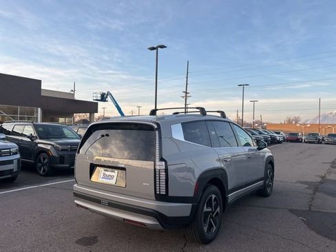 New 2026 Hyundai Ioniq 9 SE image 5