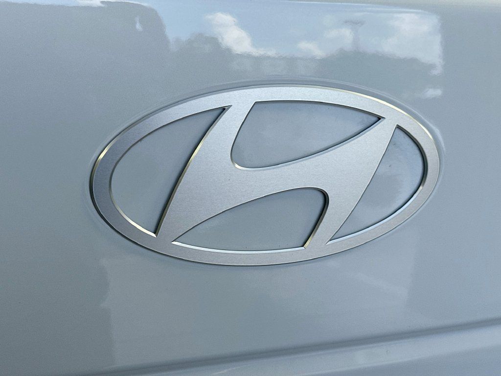 New 2027 Hyundai Santa Fe Limited AWD/4WD image 21