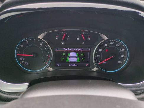 Used 2023 Chevrolet Traverse RS FWD image 33