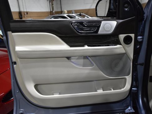 Used 2018 Lincoln Navigator Black Label w/ Cargo Package image 13