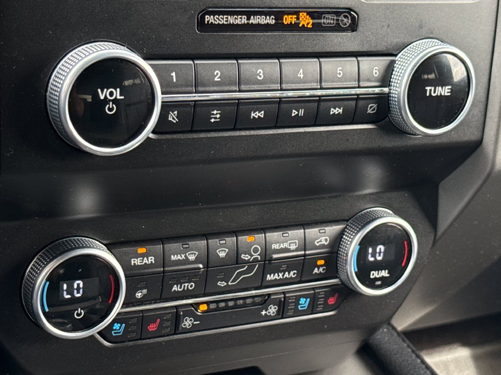 Used 2021 Ford Expedition XLT RWD image 24