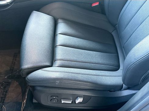 Used 2020 BMW X7 xDrive40i w/ Parking Assistance Package image 20