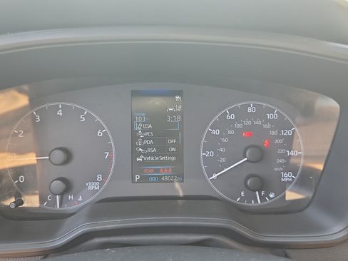 Used 2025 Toyota Corolla LE FWD image 21