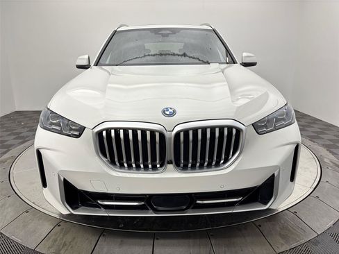 New 2026 BMW X5 xDrive50e w/ Climate Comfort Package AWD/4WD image 14