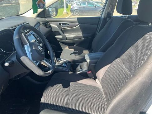 Used 2021 Nissan Rogue Sport S image 7