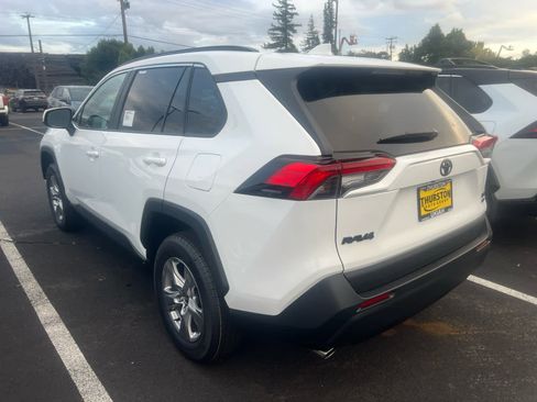 New 2025 Toyota RAV4 XLE image 7