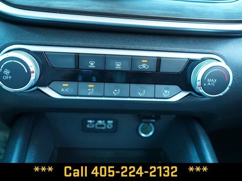 Used 2025 Nissan Altima 2.5 SV FWD image 36