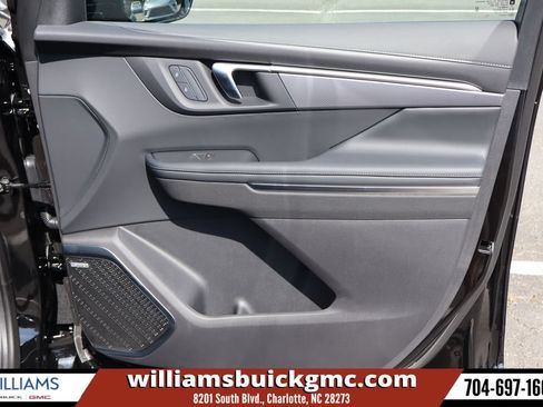 New 2026 Buick Enclave Sport Touring w/ Power Package FWD image 27