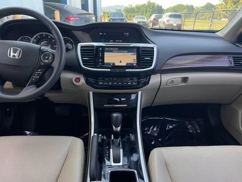 Used 2016 Honda Accord EX-L image 15