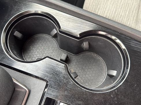 Used 2022 Nissan Rogue SV image 27