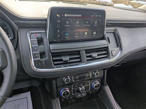 Used 2024 GMC Yukon AT4 image 20