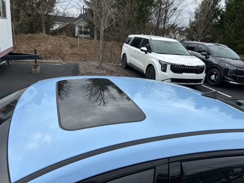 Used 2023 Hyundai Elantra N Base image 6