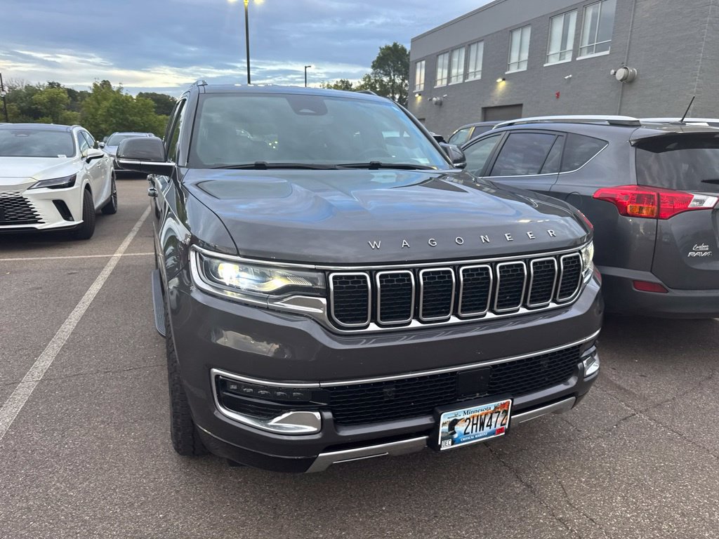 Used 2022 Jeep Wagoneer Series III AWD/4WD image 22