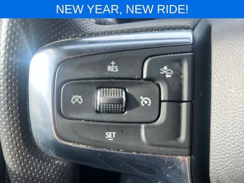 Used 2025 Chevrolet Blazer LT w/ Midnight/Sport Edition image 32