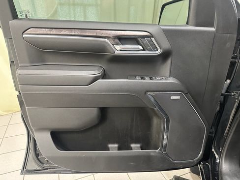 Certified 2023 Chevrolet Silverado 1500 LTZ w/ Technology Package image 38