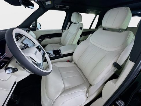 New 2026 Land Rover Range Rover Long Wheelbase SE AWD/4WD image 11