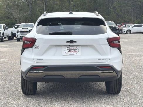 New 2026 Chevrolet Trax ACTIV image 7