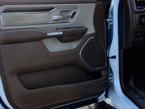 Used 2021 RAM 1500 Laramie AWD/4WD image 21
