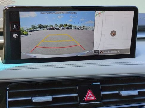 Certified 2025 Genesis G70 2.5T RWD image 21