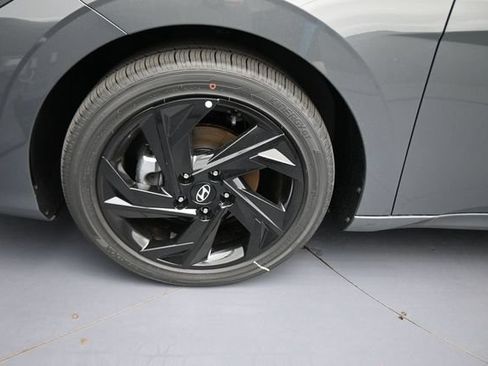 New 2026 Hyundai Elantra SEL Sport Premium FWD image 21