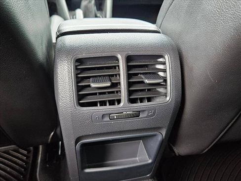 Used 2012 Volkswagen Golf R 4-Door AWD/4WD image 18