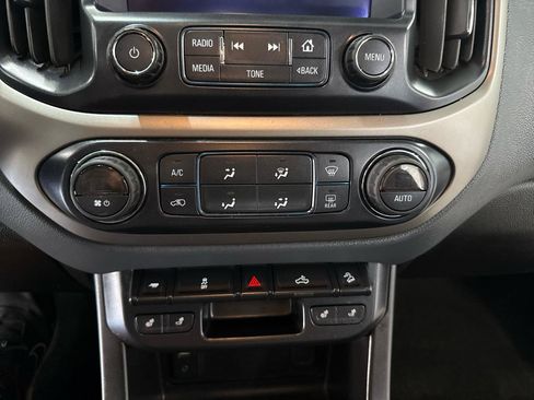 Used 2016 Chevrolet Colorado Z71 AWD/4WD image 14