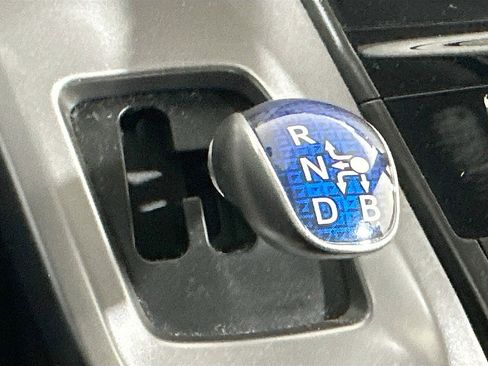 Used 2015 Toyota Prius V Four image 18