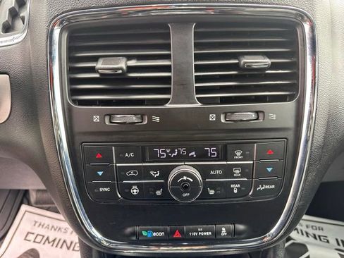 Used 2019 Dodge Grand Caravan GT image 25