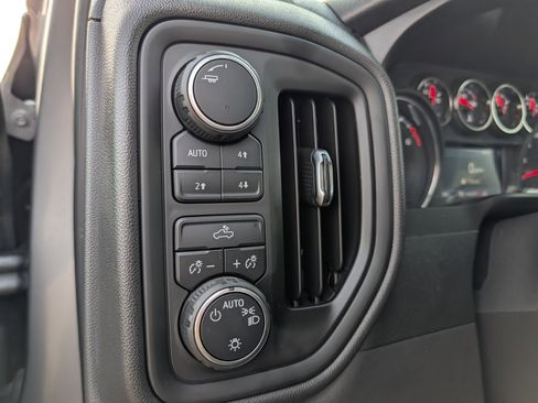 Used 2021 Chevrolet Silverado 1500 Custom Trail Boss w/ Safety Confidence Package image 24