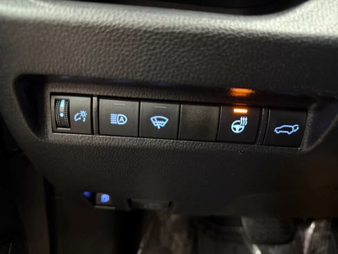 Used 2019 Toyota RAV4 XLE image 12