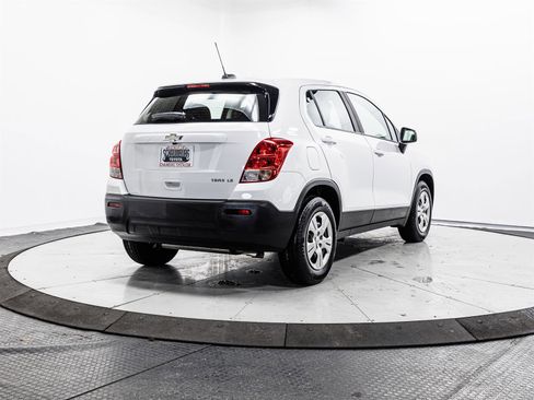 Used 2016 Chevrolet Trax LS image 10