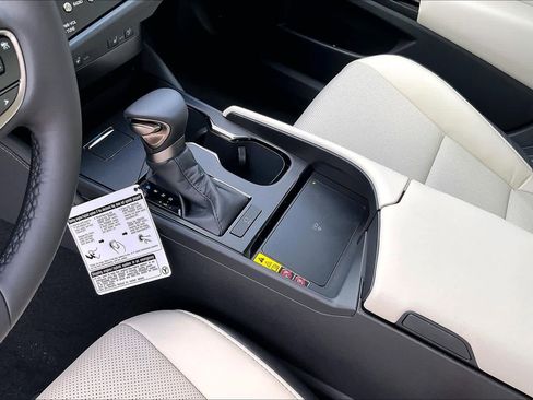 New 2025 Lexus ES 350 w/ Premium Package image 11