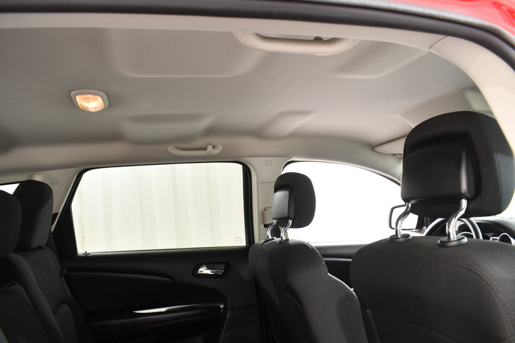 Used 2018 Dodge Journey SE FWD image 18
