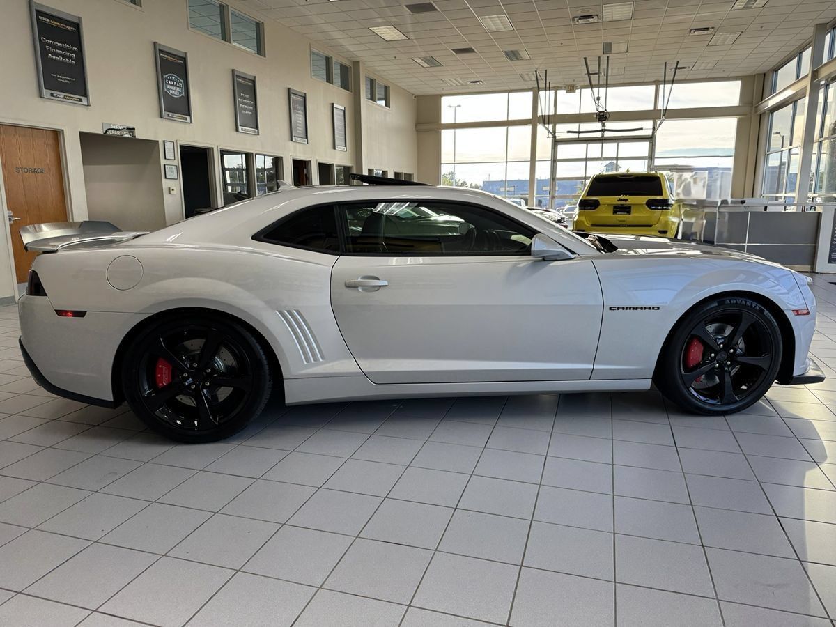 Used 2014 Chevrolet Camaro SS w/ RS Package RWD image 52