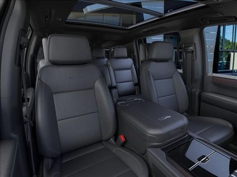New 2026 GMC Yukon XL Denali w/ Denali Reserve Package AWD/4WD image 16
