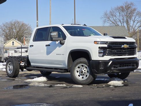 New 2026 Chevrolet Silverado 3500 W/T w/ WT Convenience Package AWD/4WD image 2