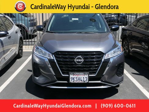Used 2024 Nissan Kicks S FWD image 1