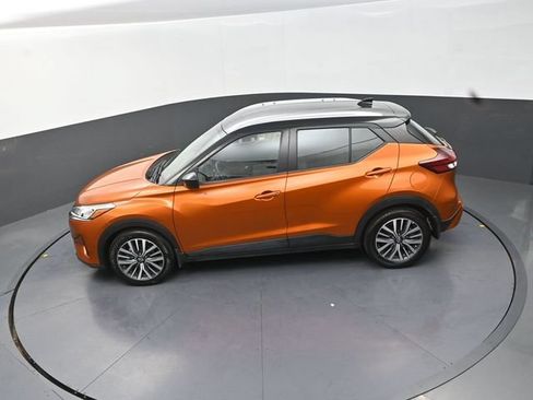Used 2022 Nissan Kicks SV FWD image 14