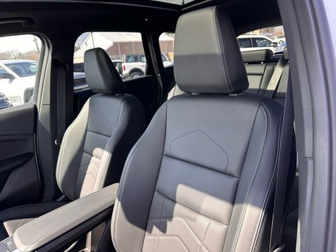 Used 2025 BMW X1 xDrive28i w/ Convenience Package image 15