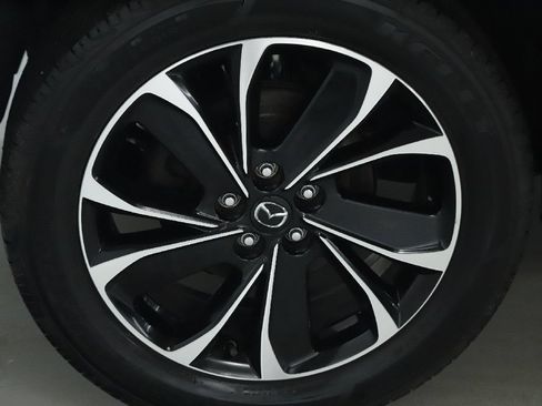 Used 2023 MAZDA CX-5 AWD 2.5 S w/ Premium Plus Pkg image 12